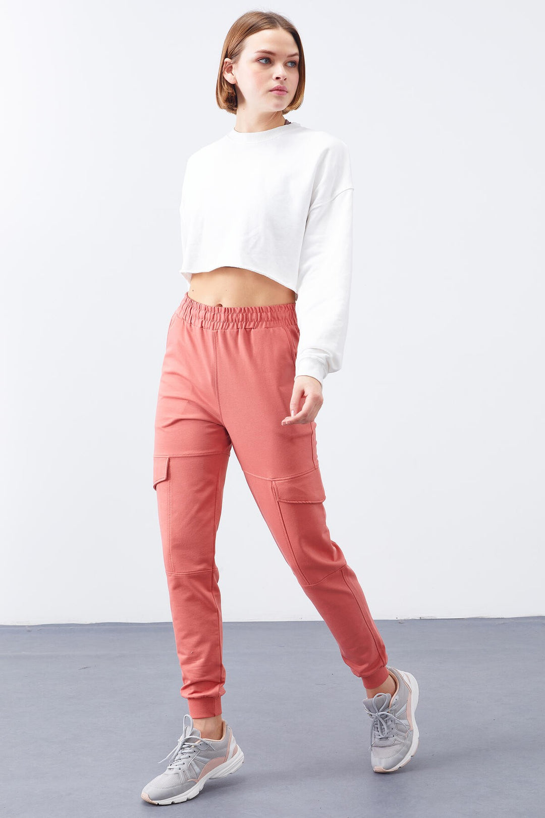 TMY Powder Cargo Pocket Comfortable Fit Cuffed Women's Sweatpants - 94581 - Lerma