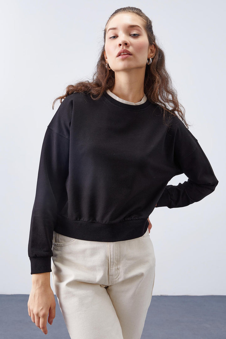 TMY Black Basic Comfort Fit O Neck Women's Sweatshirt - 97114 - Lima