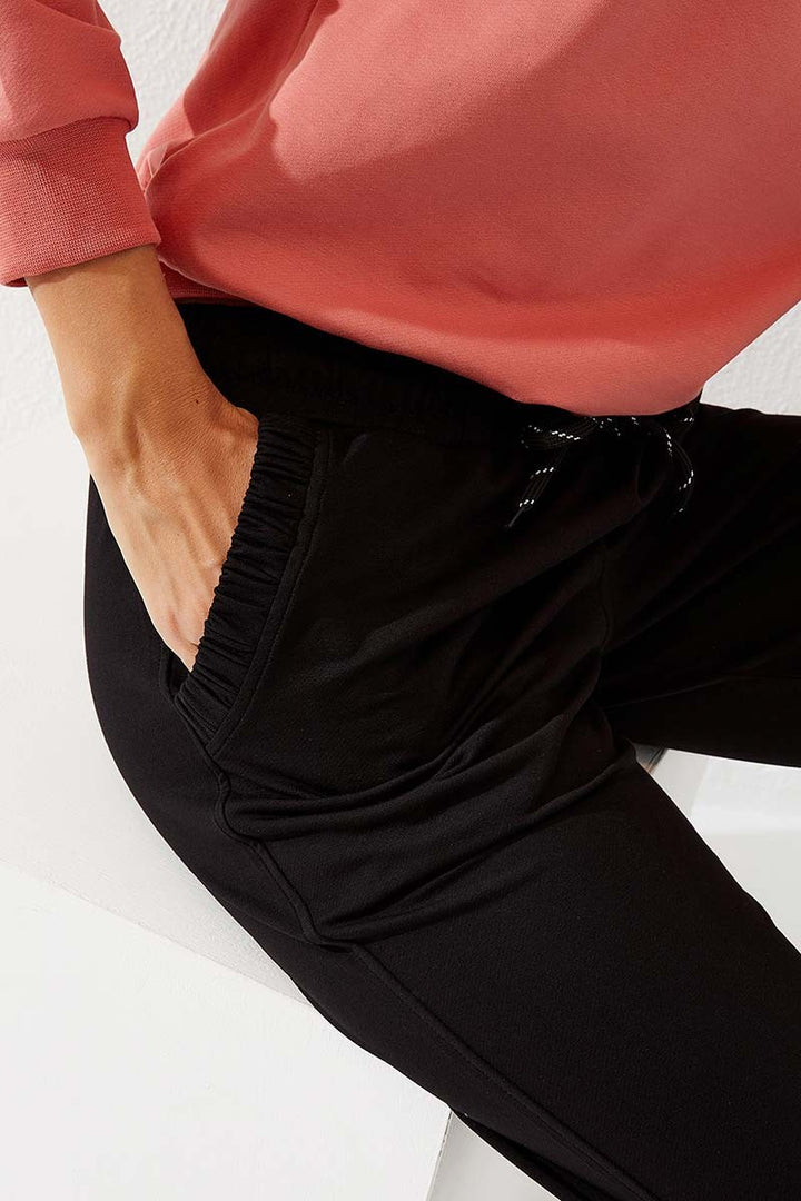 TMY Black Drawstring Pocket Comfort Fit Elastic Cuff Women's Sweatpants - 94580 - Herne