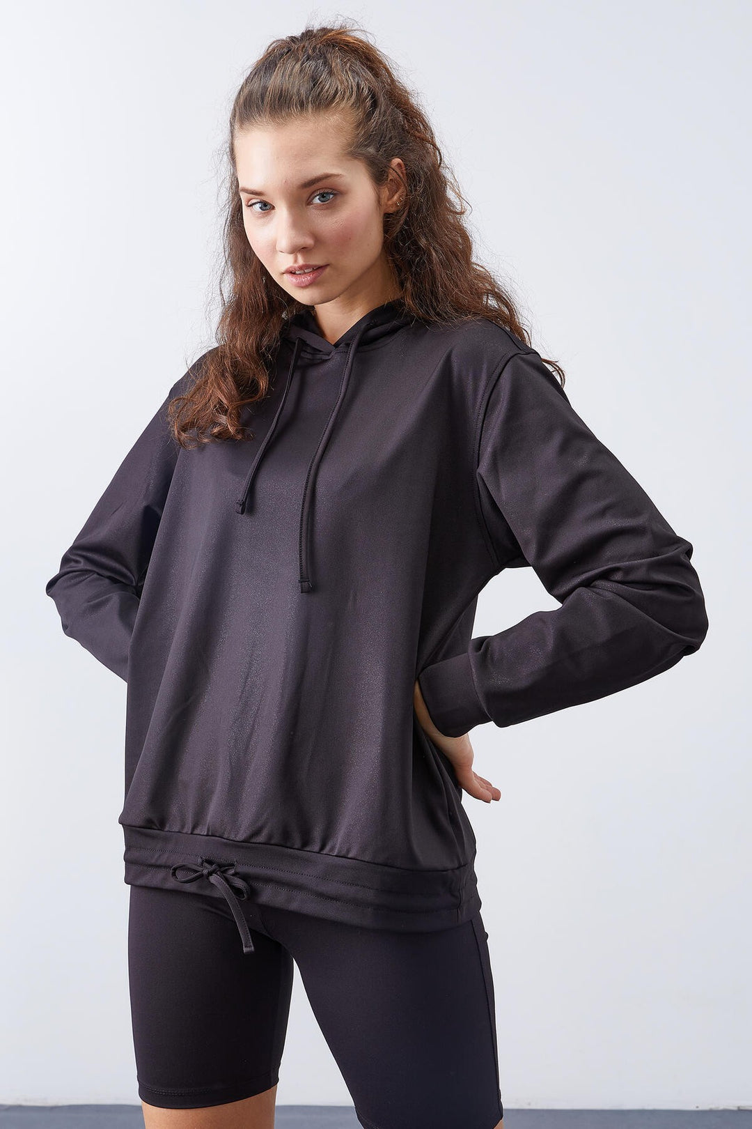 TMY Black Leaf Sequined Ruched Detail Comfortable Fit Hooded Women's Sweatshirt - 97124 - Rende