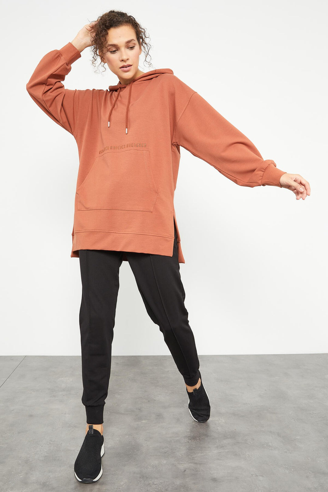 TMY Cinnamon Balloon Sleeve Embroidered Women's Oversized Tunic Sweatshirt - 97163 - Anderlecht