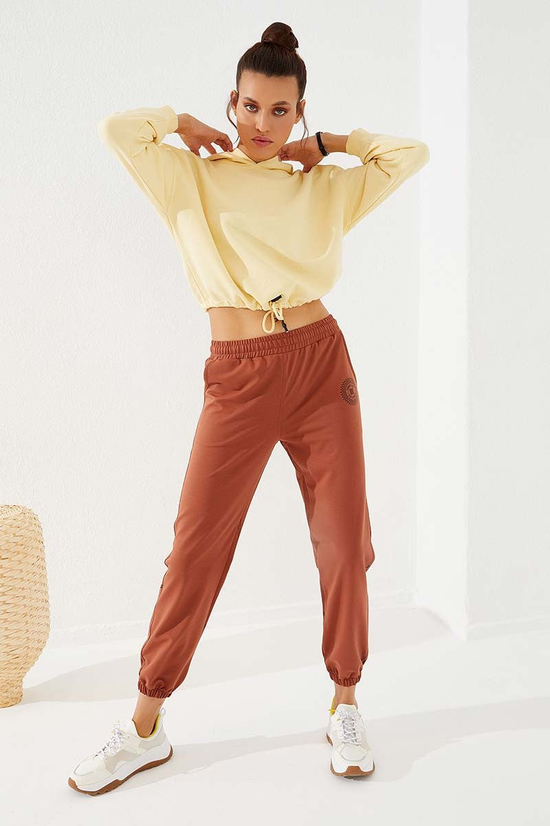 TMY Cinnamon Line Printed Comfortable Fit Elastic Cuff Women's Sweatpants - 94585 - Hellendoorn