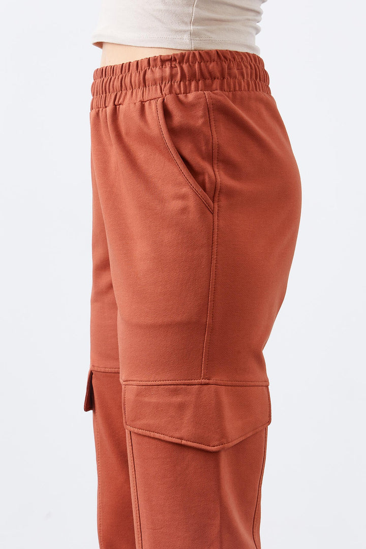 TMY Cinnamon Cargo Pocket Comfortable Fit Cuffed Women's Sweatpants - 94581 - La Chaux-de-Fonds