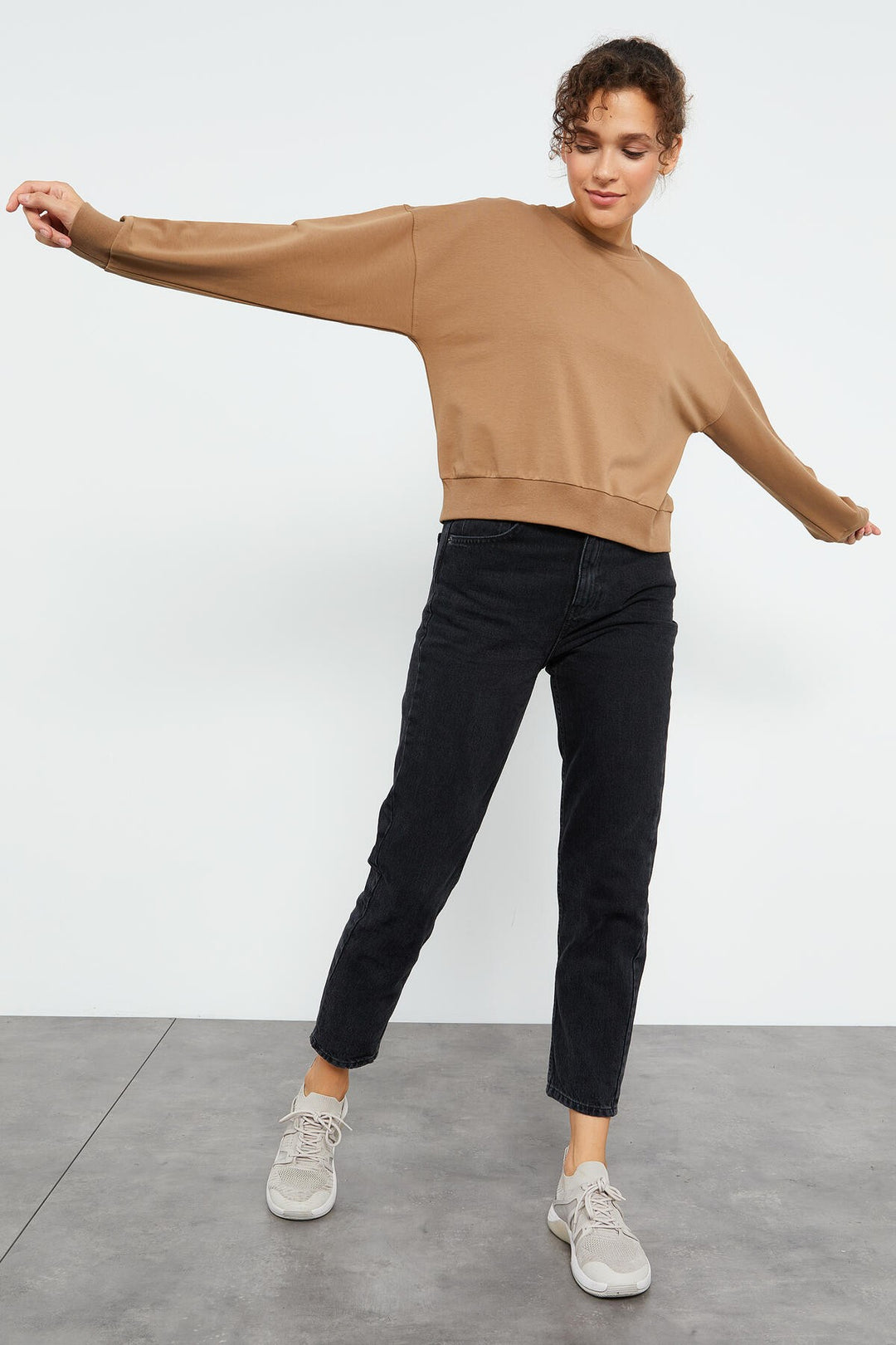 TMY Toprak Basic Comfortable Fit O Neck Women's Sweatshirt - 97114 - Ashford