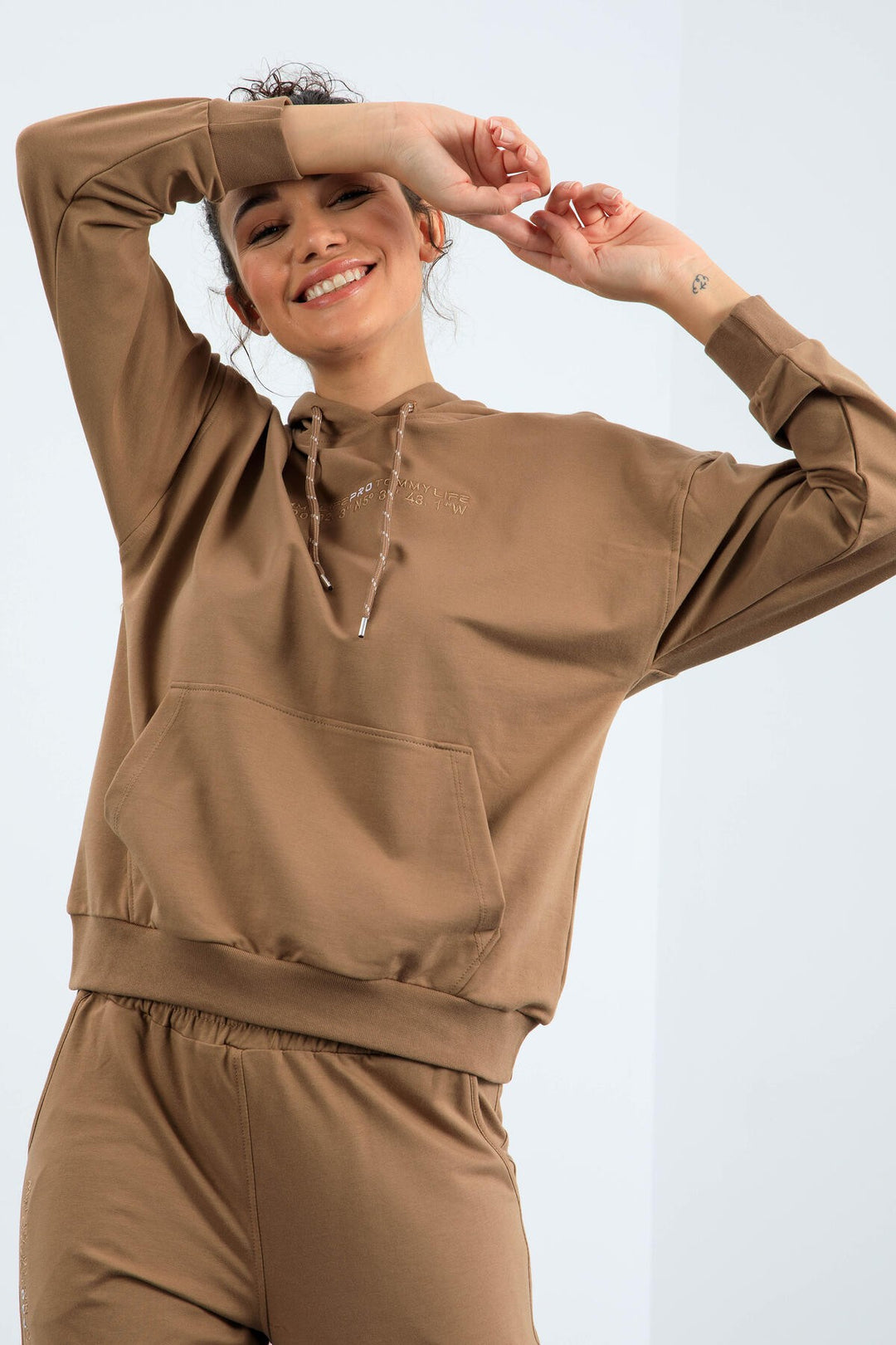 TMY Earth Hooded Kangaroo Pocket Oversized Elastic Cuff Women's Tracksuit - 95288 - Zinacantepec