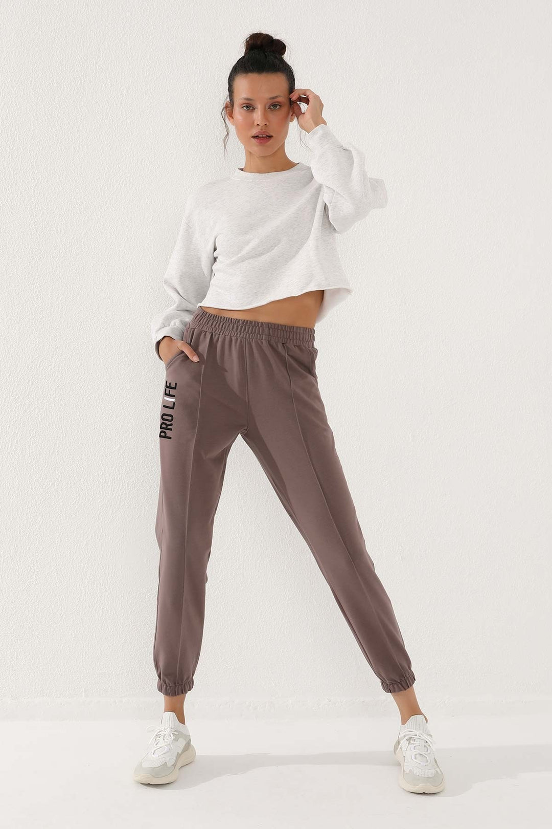 TMY Earth Writing Embroidered Comfortable Fit Elastic Cuff Women's Sweatpants - 94571 - Nijkerk