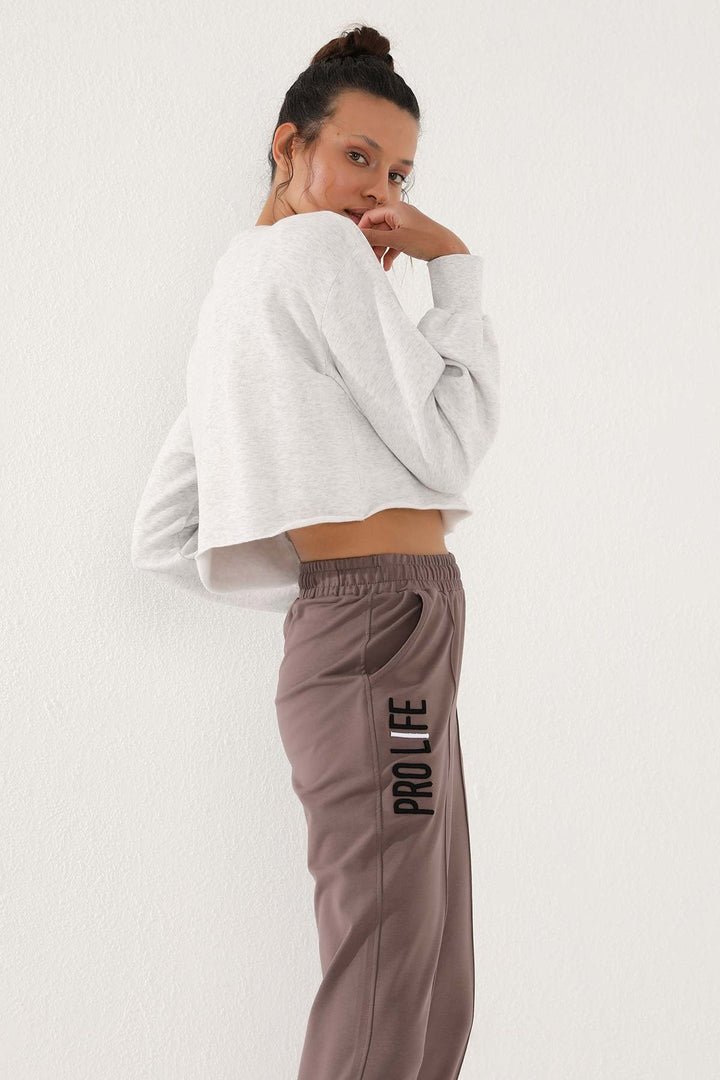 TMY Earth Writing Embroidered Comfortable Fit Elastic Cuff Women's Sweatpants - 94571 - Nijkerk