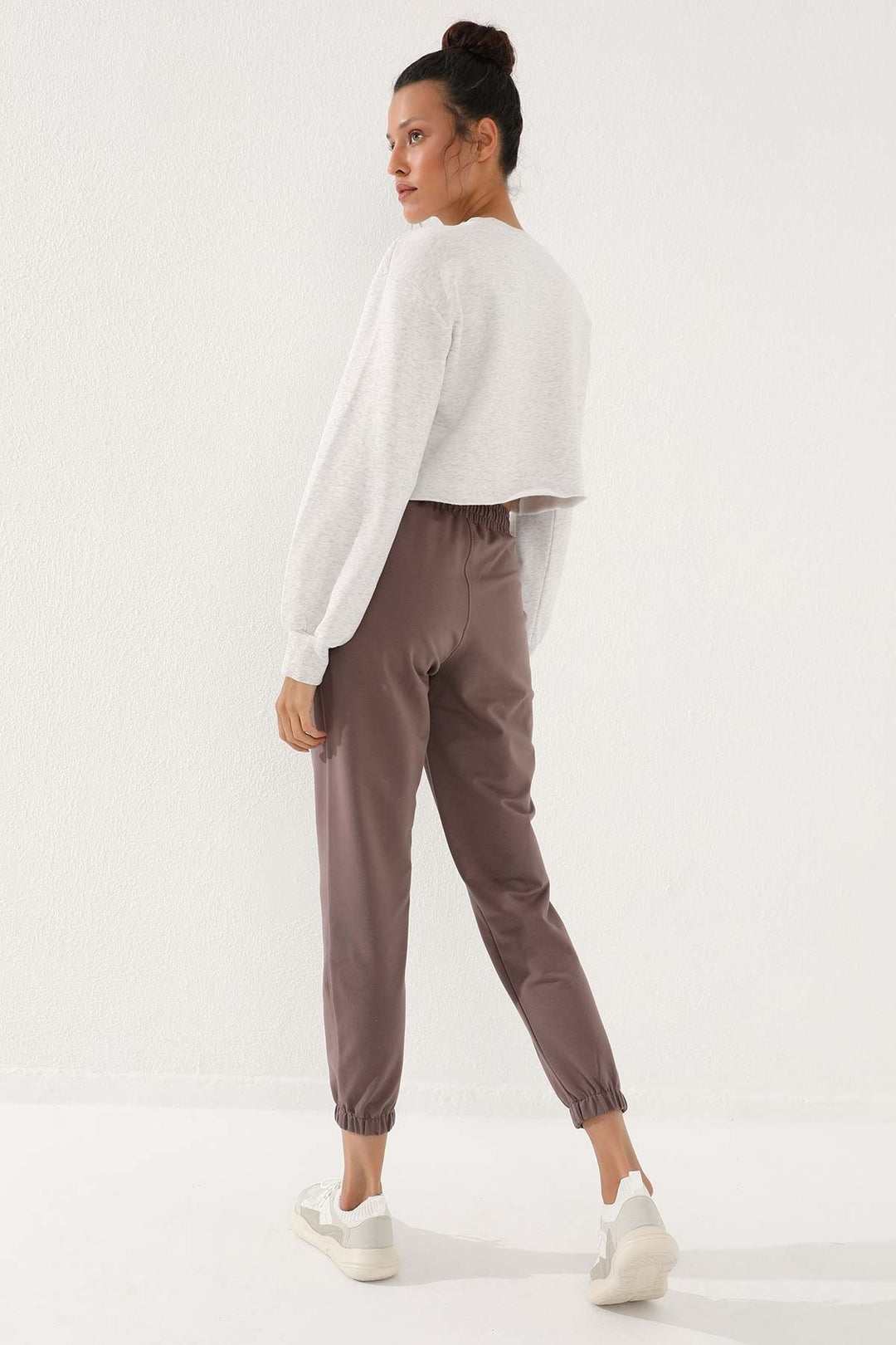 TMY Earth Writing Embroidered Comfortable Fit Elastic Cuff Women's Sweatpants - 94571 - Nijkerk