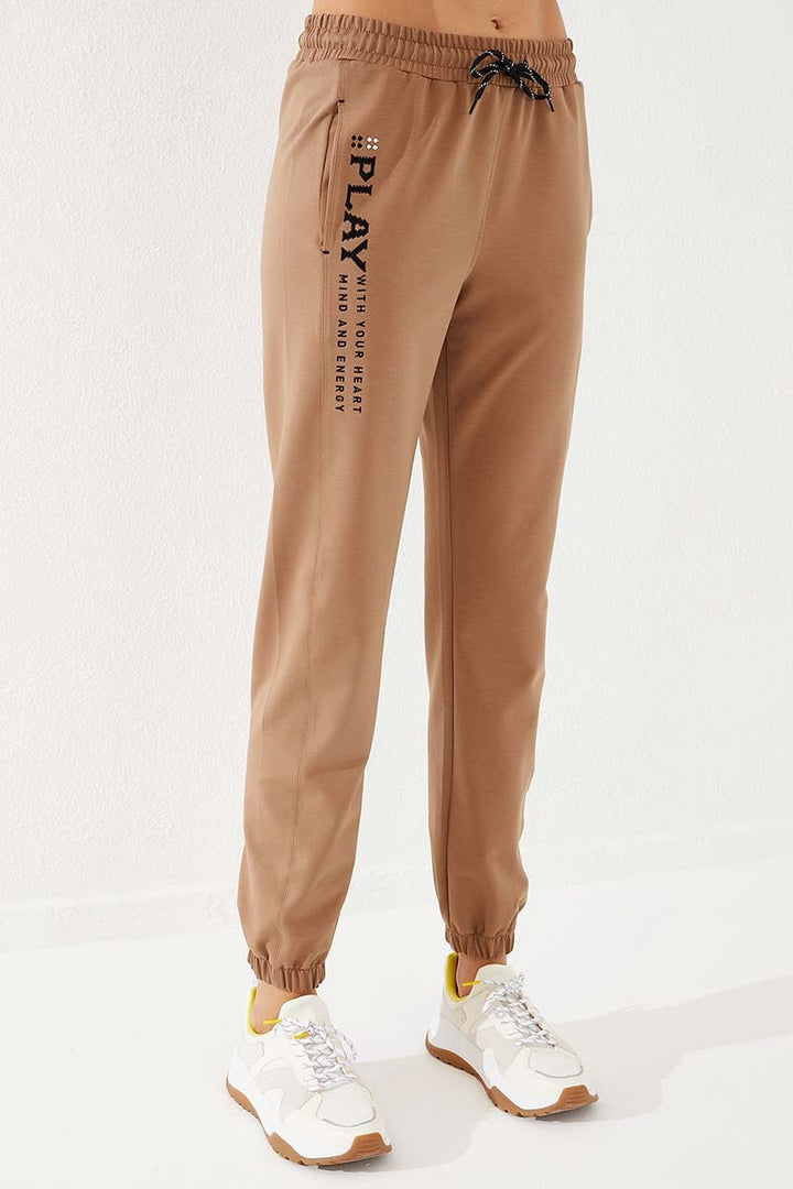 TMY High Waist Embroidered Comfort Fit Elastic Cuff Women's Sweatpants - 94573 - Anderlecht