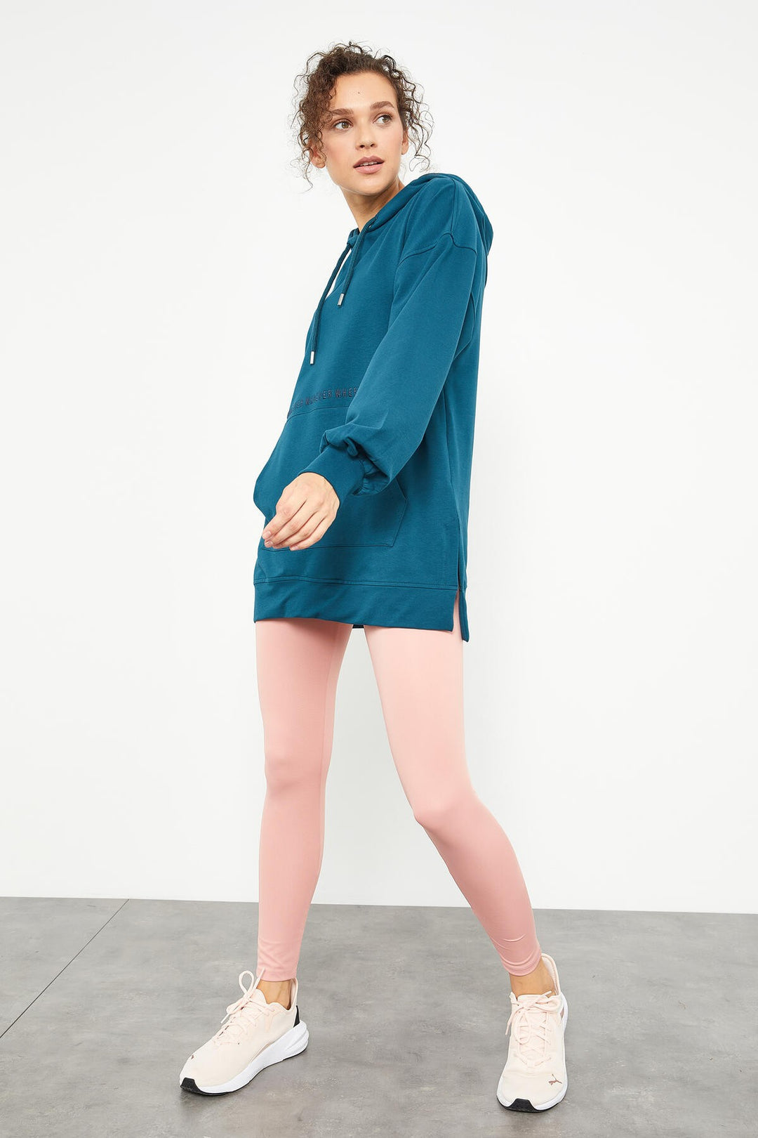 TMY Emerald Balloon Sleeve Embroidered Women's Oversized Tunic Sweatshirt - 97163 - Évry