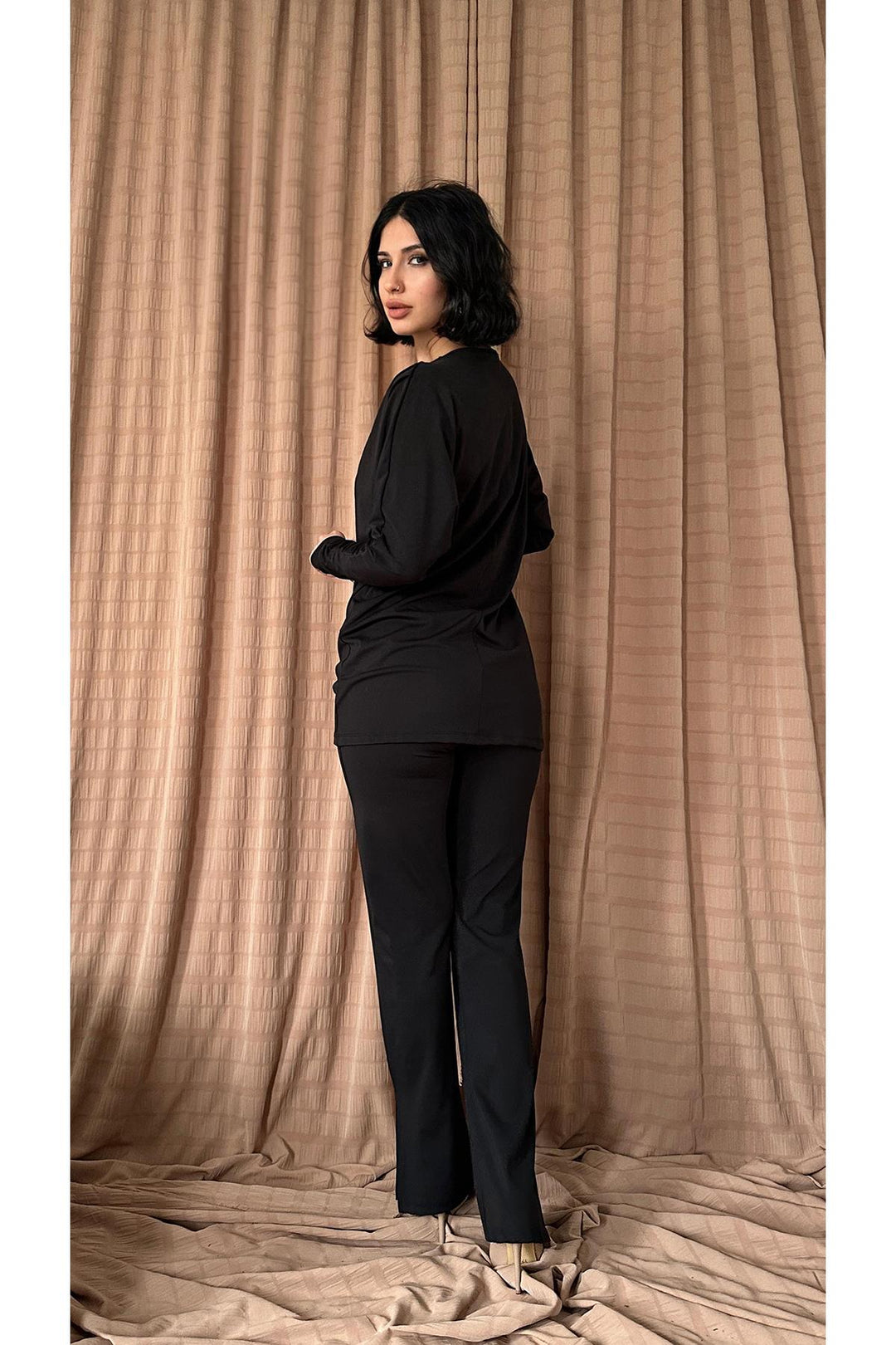 ELS Pleated Detailed Blouse and Pants Set - Black - Hemel Hempstead