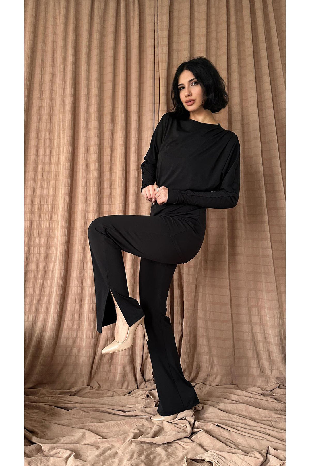 ELS Pleated Detailed Blouse and Pants Set - Black - Hemel Hempstead