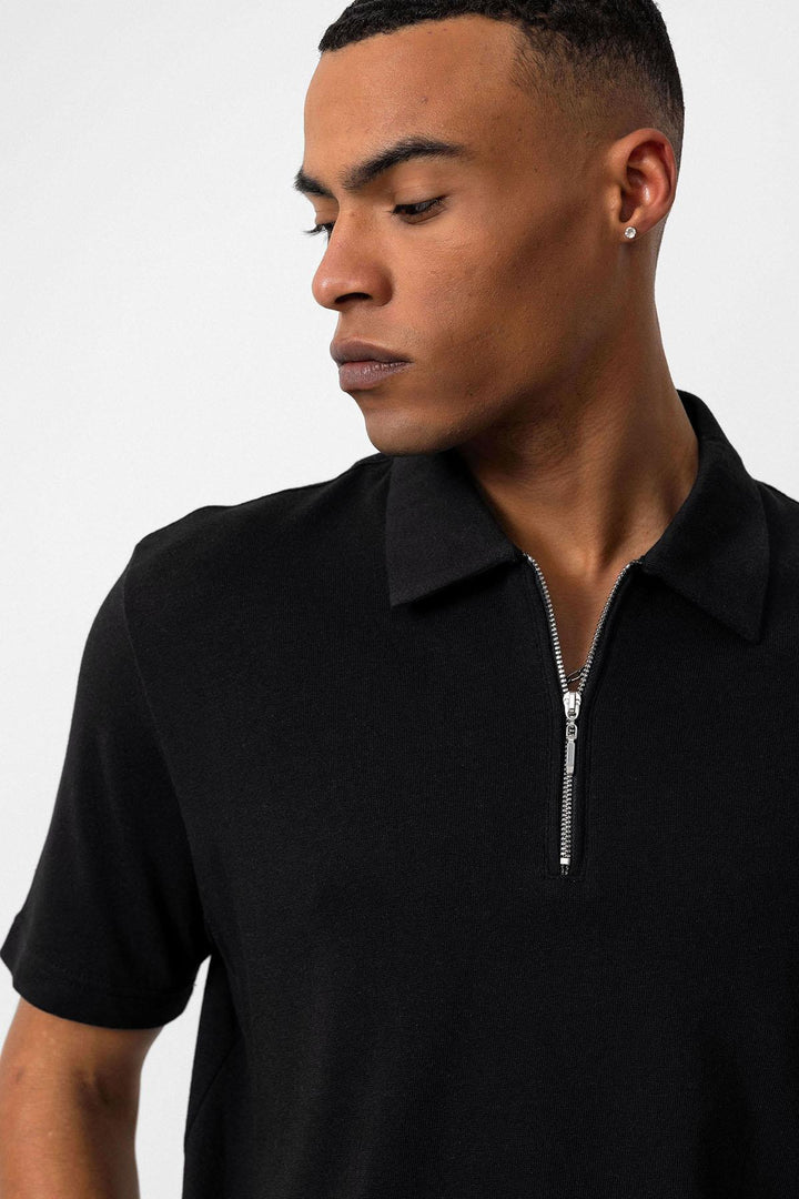 ANT Polo Neck Zippered Men's T-Shirt - Kaneohe
