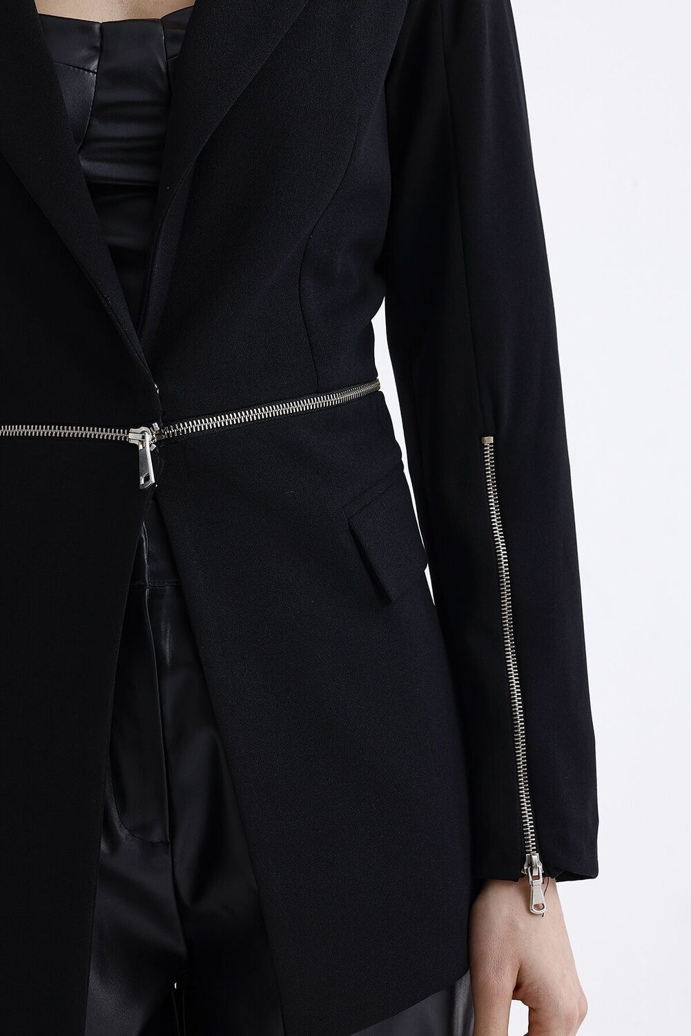 SNS Sense Black Lined Waist and Sleeves Metal Zippered Scuba Crepe Jacket - Camarillo