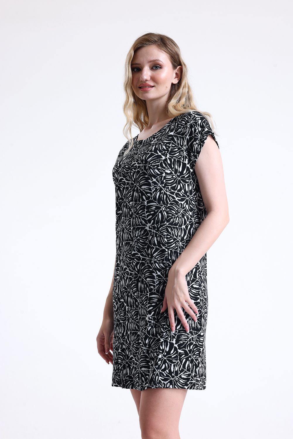 SNS Sense Black Ecru Patterned Bodycon Dress - Daugavpils