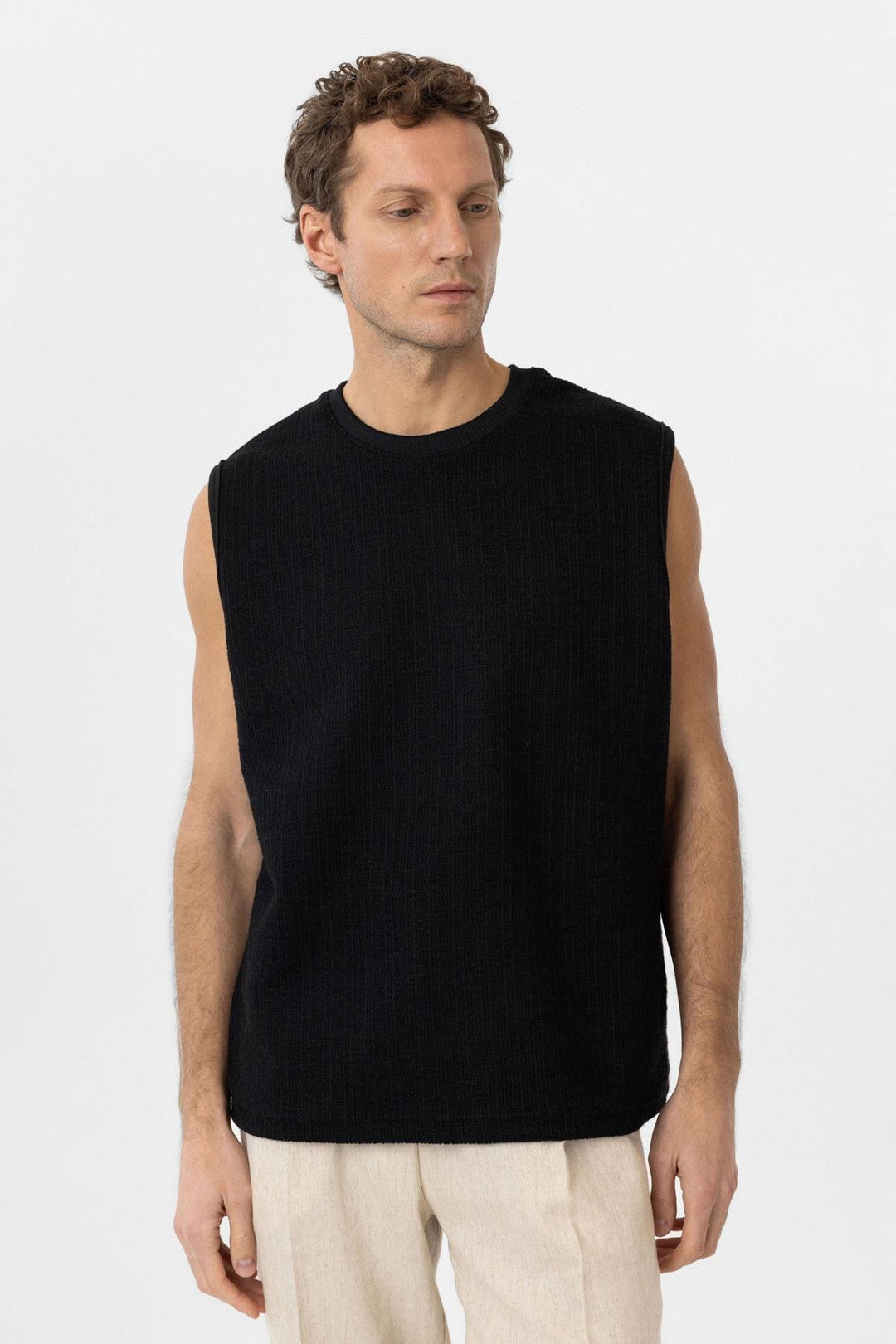 ANT Antioch Black Regular Fit Textured Men's Sleeveless T-Shirt - Tlalnepantla