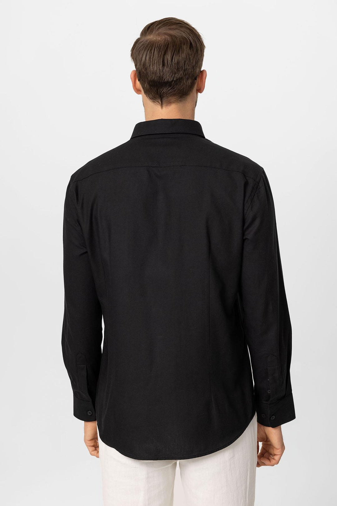 ANT Slim Fit Men's Shirt with Buttoned Collar - Drohobych