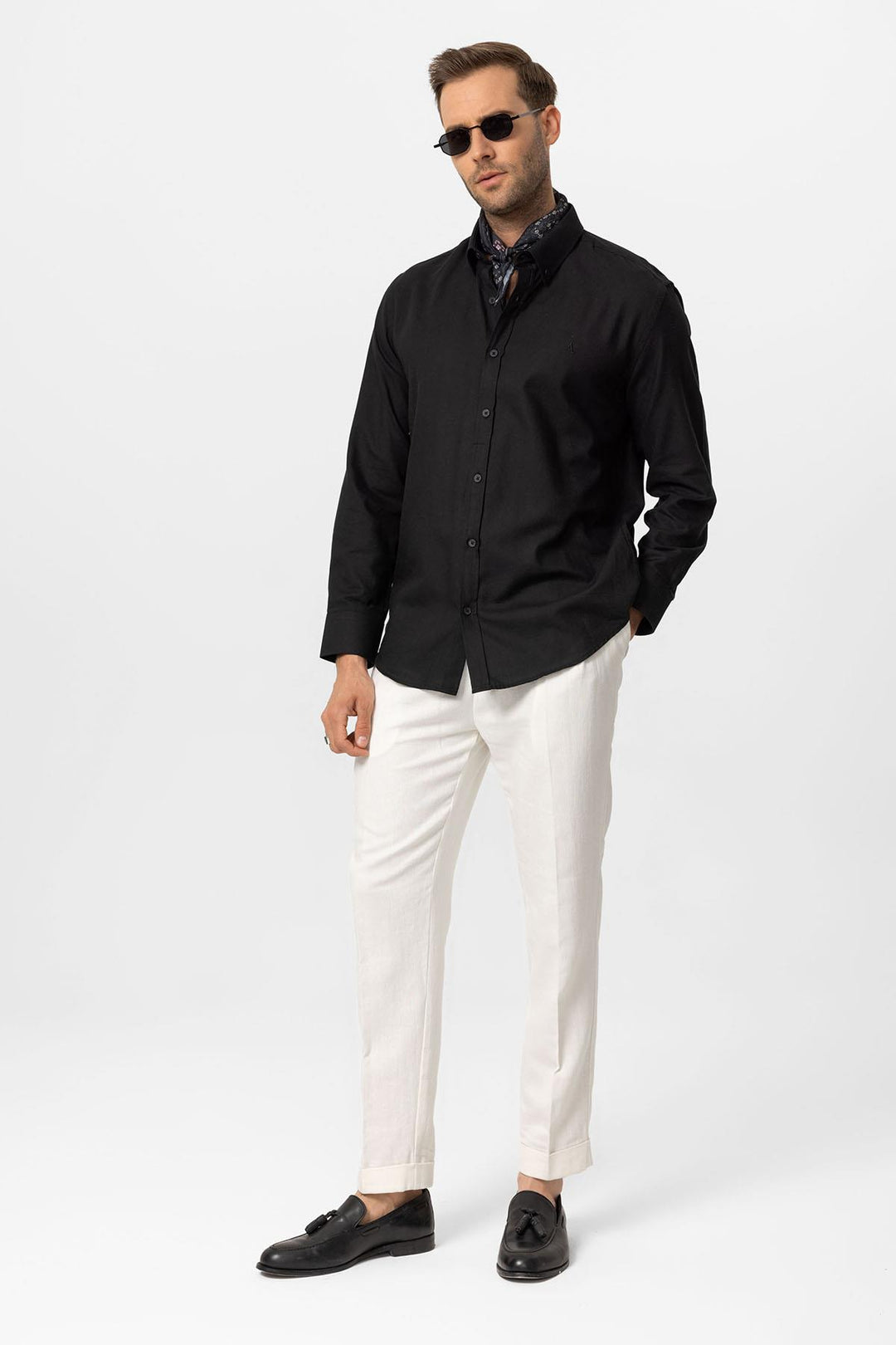 ANT Slim Fit Men's Shirt with Buttoned Collar - Drohobych