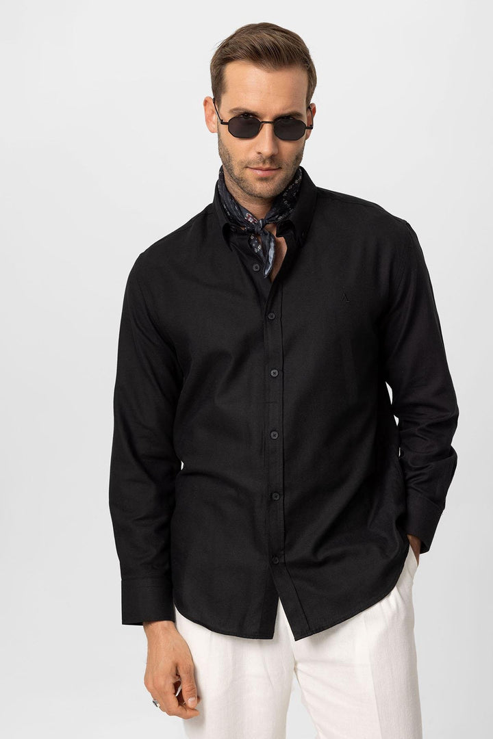 ANT Slim Fit Men's Shirt with Buttoned Collar - Drohobych