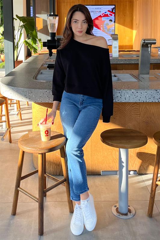 MDX Black Boat Neck Women's Sweatshirt MG2208 - Moita