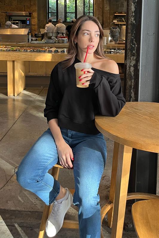 MDX Black Boat Neck Women's Sweatshirt MG2208 - Moita