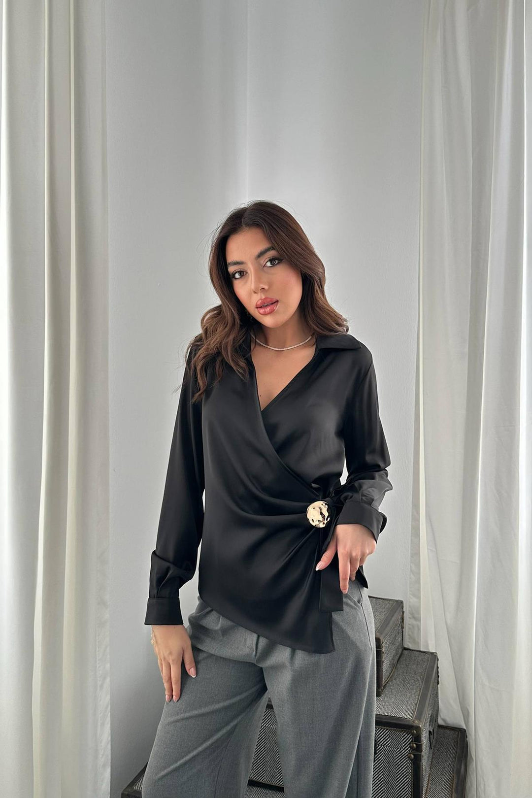 ELS Wholesale Black Button Detailed Satin Blouse - Krasnodon