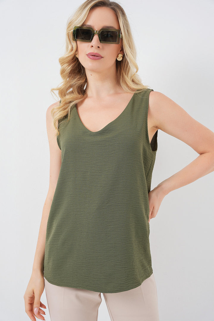 BGD Women V Neck Sleeveless Blouse 950 - Khaki - Ílion