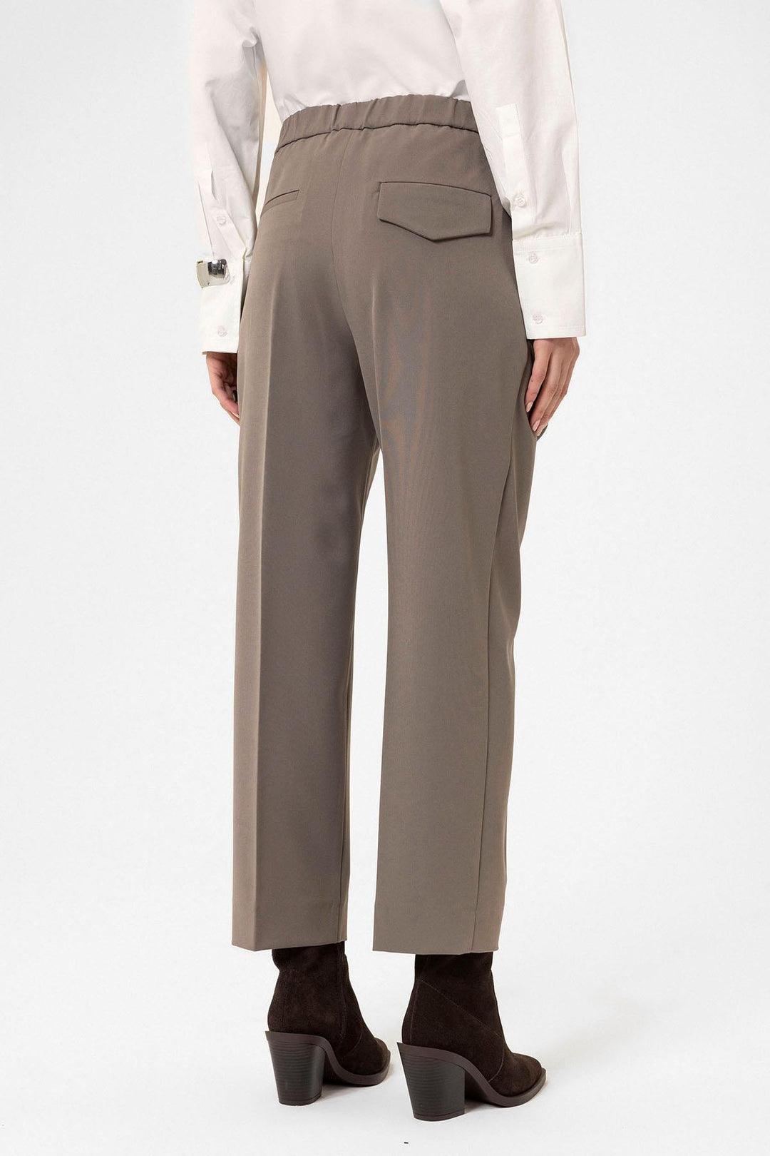 ANT Antioch Mink Women's High Waist Straight Fit Short Pants - La Spezia