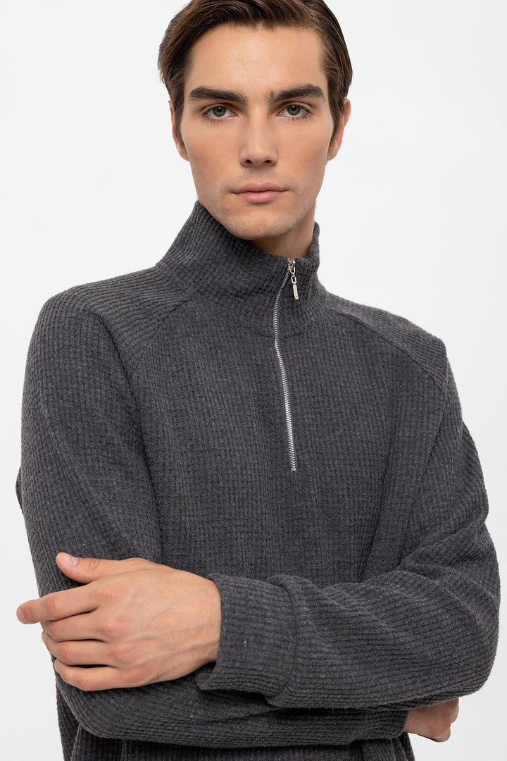 ANT Half Zipper High Collar Men's Sweater - Tamuín