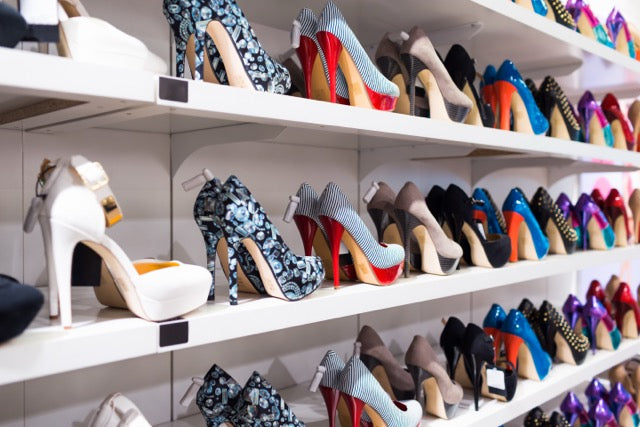 Tips for Organizing Bulk Women's Shoes in Retail Spaces