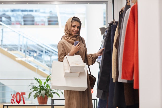 دليل شامل لشراء الملابس النسائية بالجملة