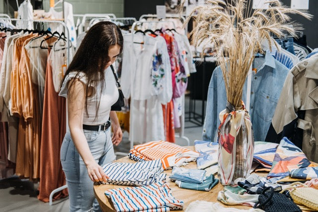 The Do's and Don'ts of Wholesale Clothing Purchases