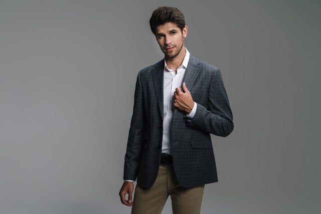 How to Arrange Jackets and Blazers in Wholesale Men's Stores