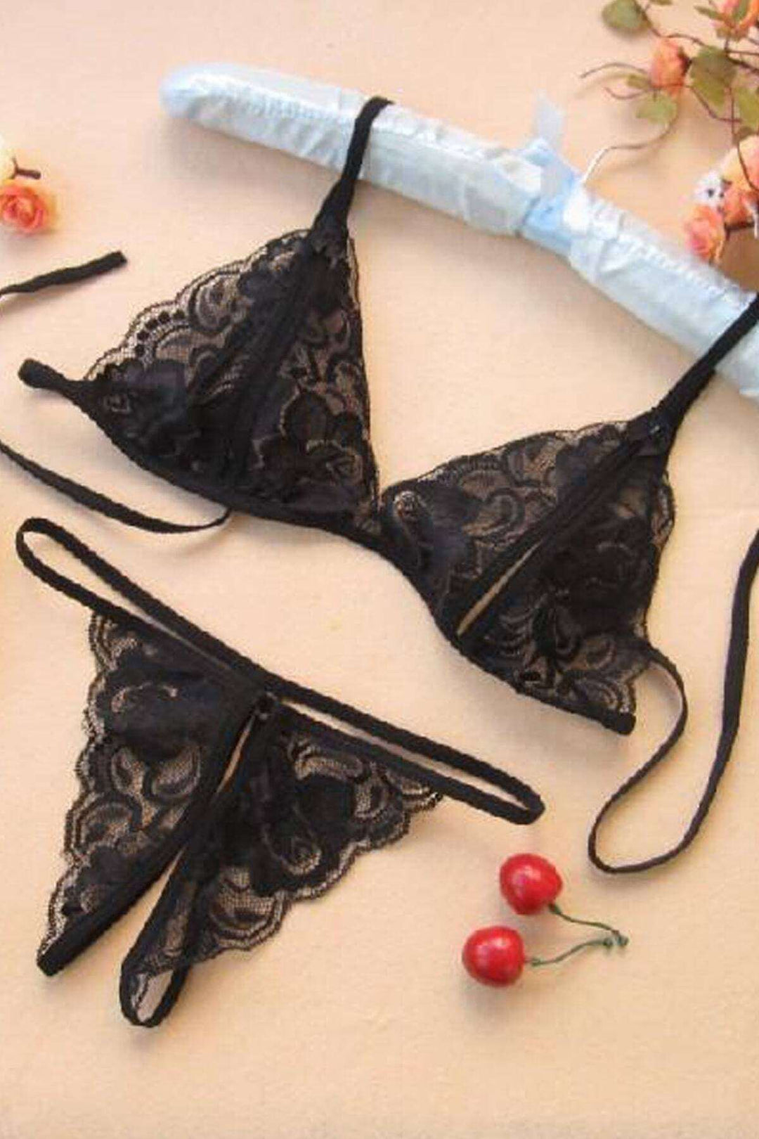 IFO Lace Fantasy Bra Set Black - Waukesha