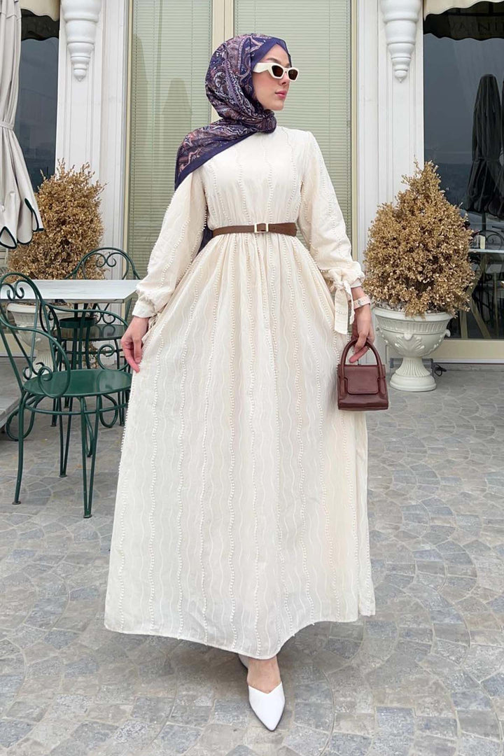 BNG Women Güpür Detaylı Tesettür Elbise Krem 1008 - La Vergne