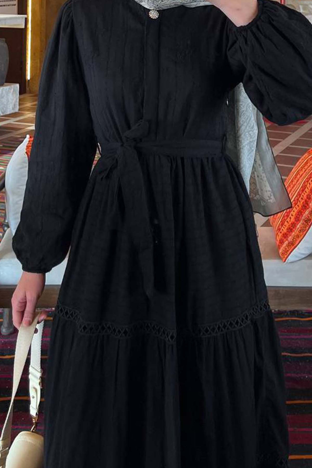 BNG Women Kabartma Desenli Tesettür Elbise Siyah 1002 - Villa del Carbón