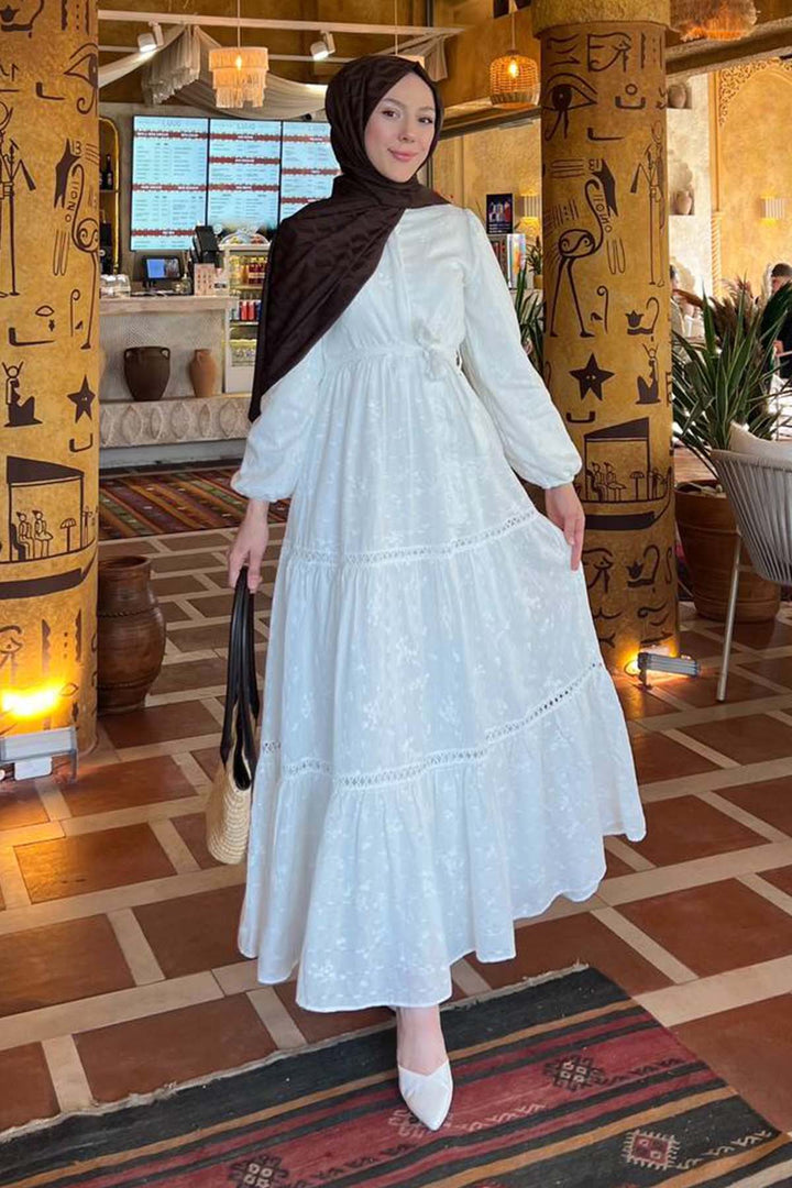 BNG Women Kabartma Desenli Tesettür Elbise Beyaz 1002 - Eisenach