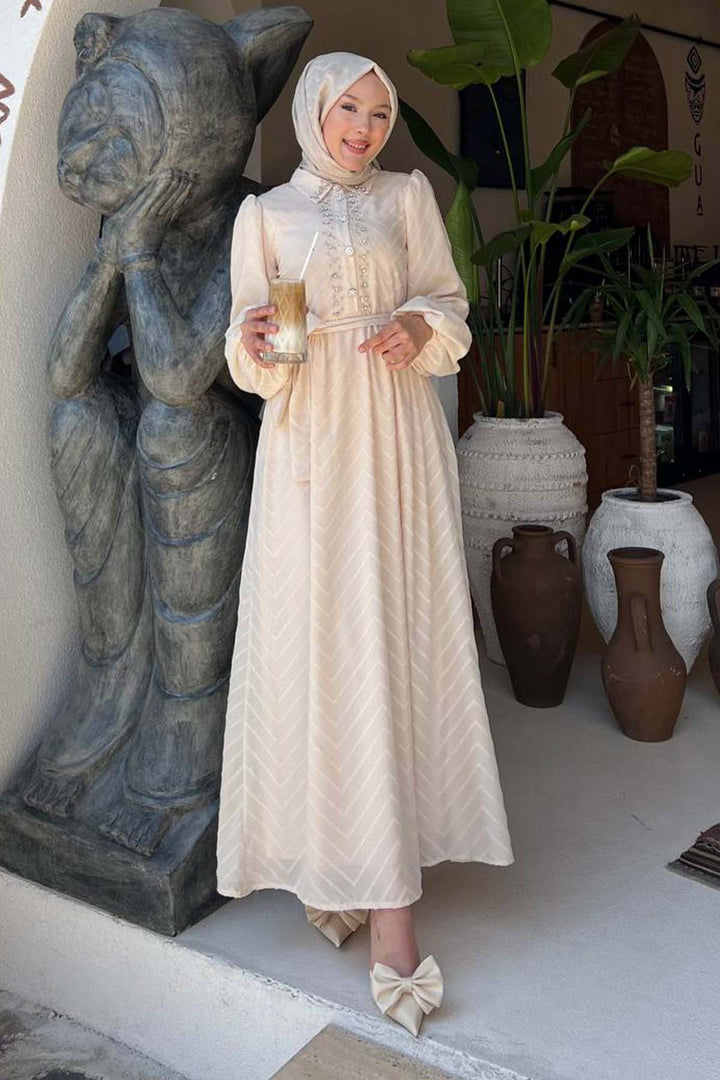 BNG Women Taş Detaylı Tesettür Elbise Krem 1412 - Cuautla
