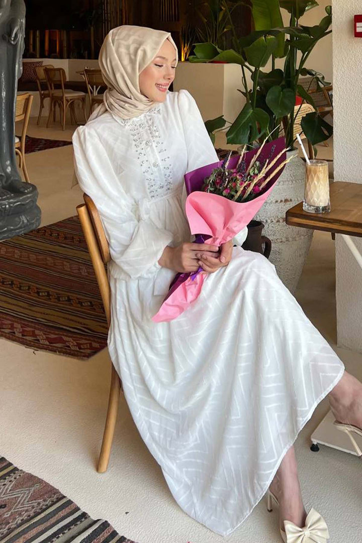 BNG Women Stone Detailed Hijab Dress White 1412 - Görlitz