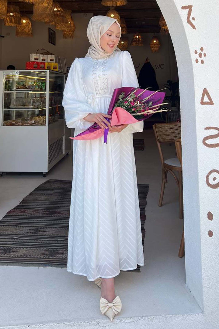 BNG Women Stone Detailed Hijab Dress White 1412 - Görlitz