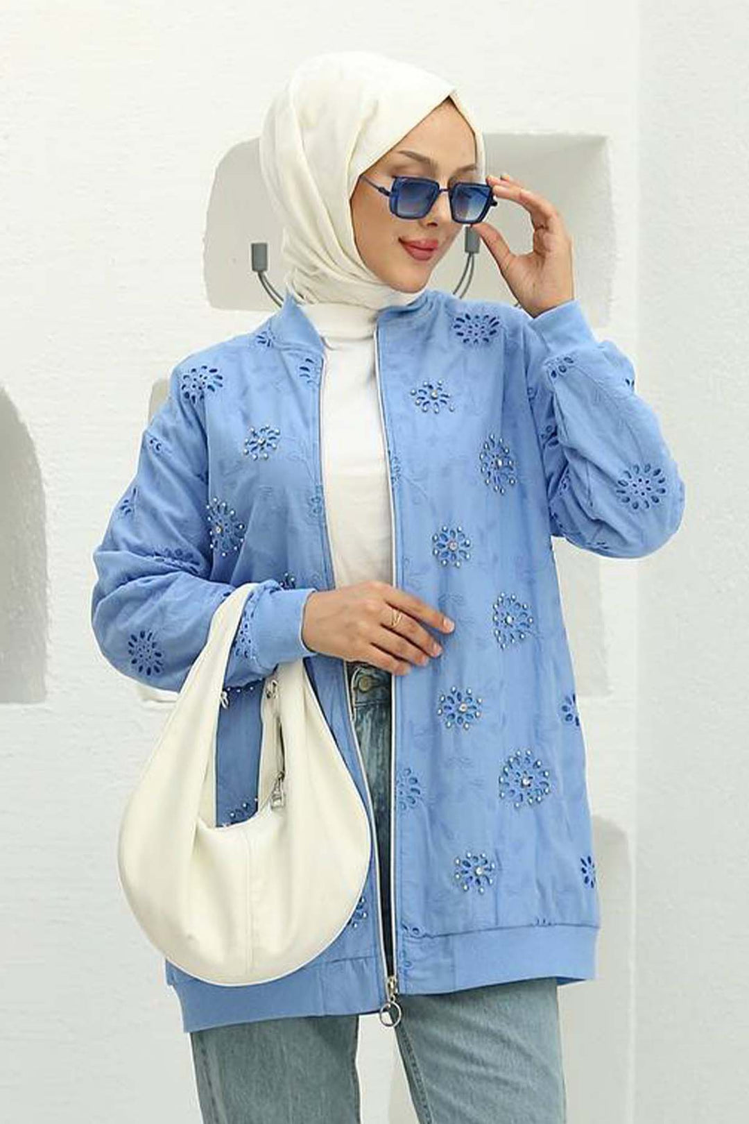 BNG Women Taş İşlemeli Brode Hırka Mavi 2000 - Hillsboro