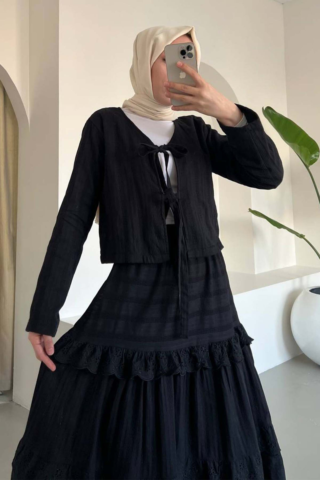 BNG Women Black Brocade Belted Skirt Suit 3012 - Fürth