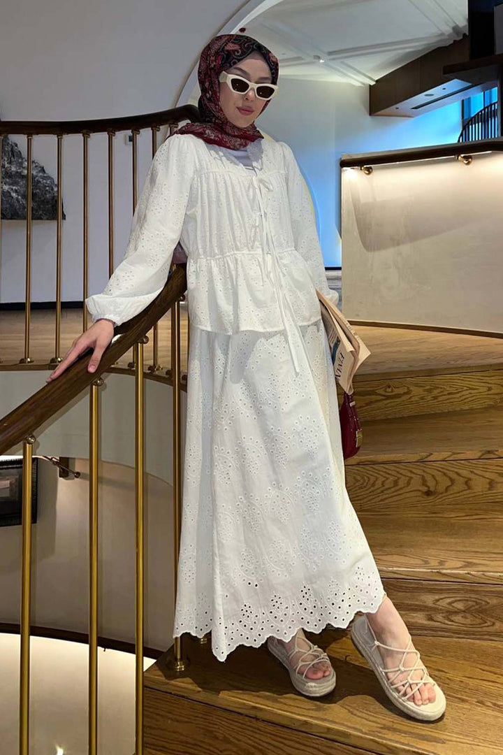 BNG Women Pleated Brocade Set White 3008 - Giurgiu