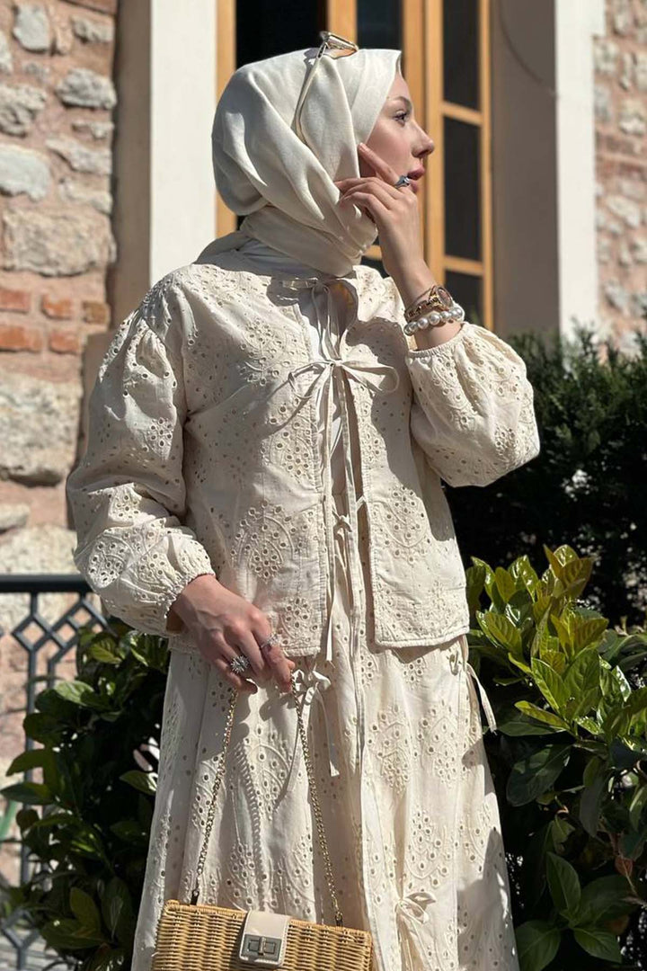 BNG Women Wrapped Brooch Stone Detailed Skirt Suit Cream 3014 - Brühl