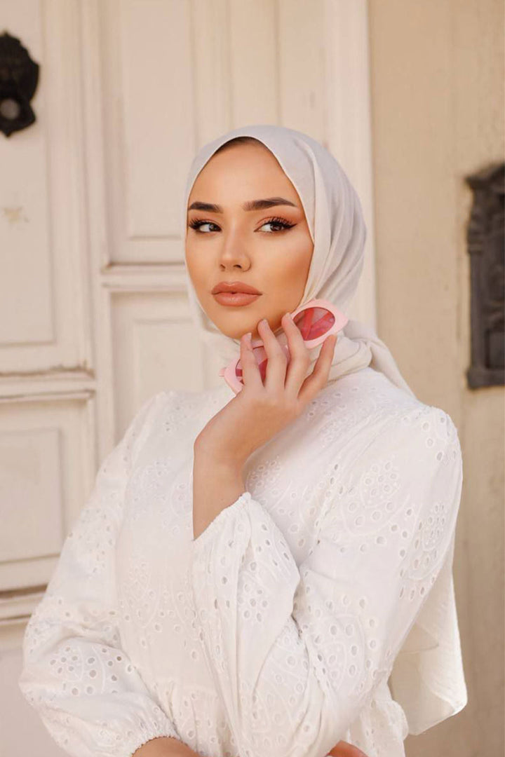 BNG فستان دانتيل نسائي أبيض - كليرمونت
