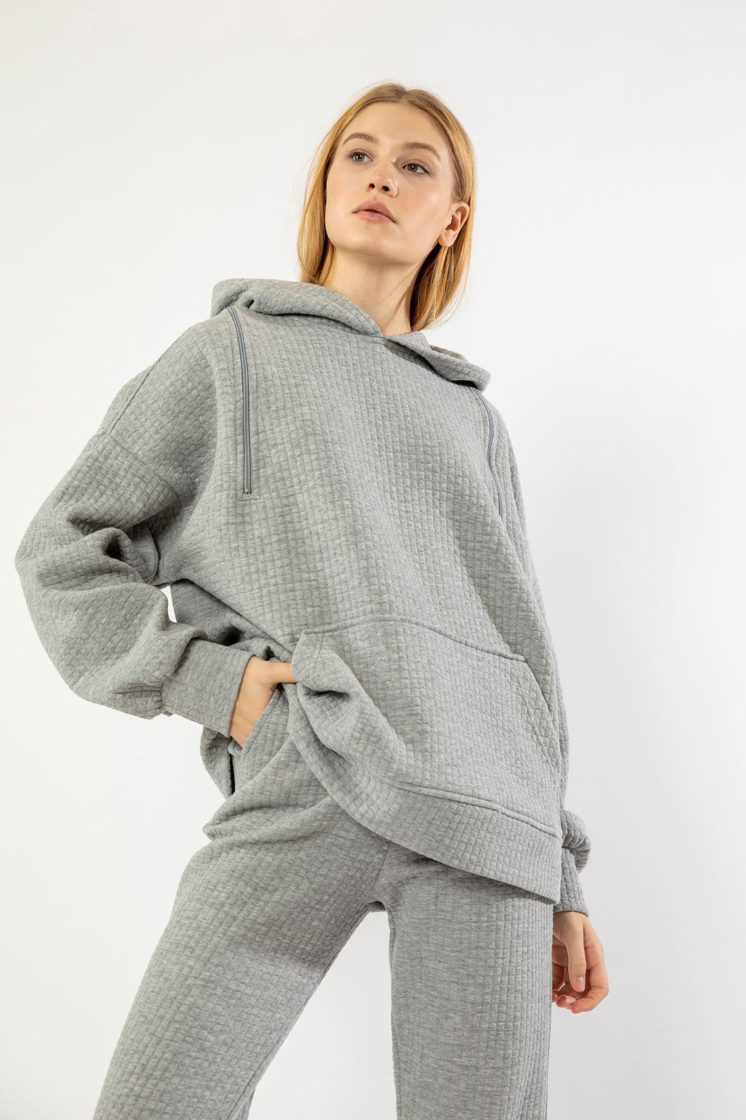 KKT Quilted Fabric Hooded Hip Height Oversize Zip Detailed Women Sweatshirt - Grey - Hamilton
