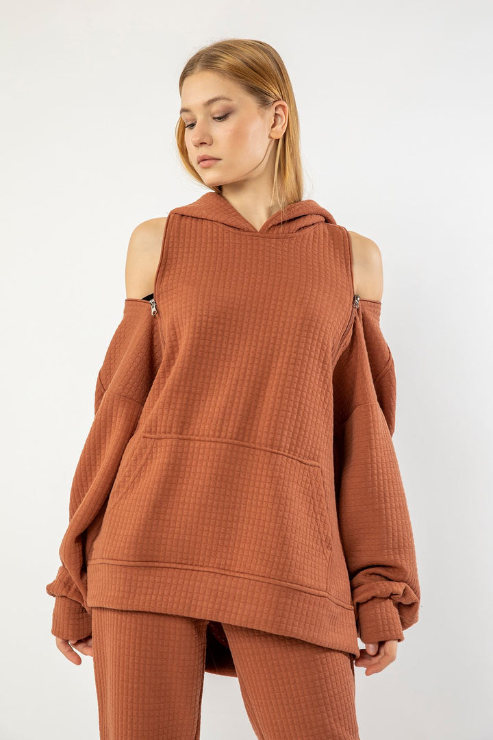 KKT Quilted Fabric Hooded Hip Height Oversize Zip Detailed Women Sweatshirt - Brick  - Castrop-Rauxel