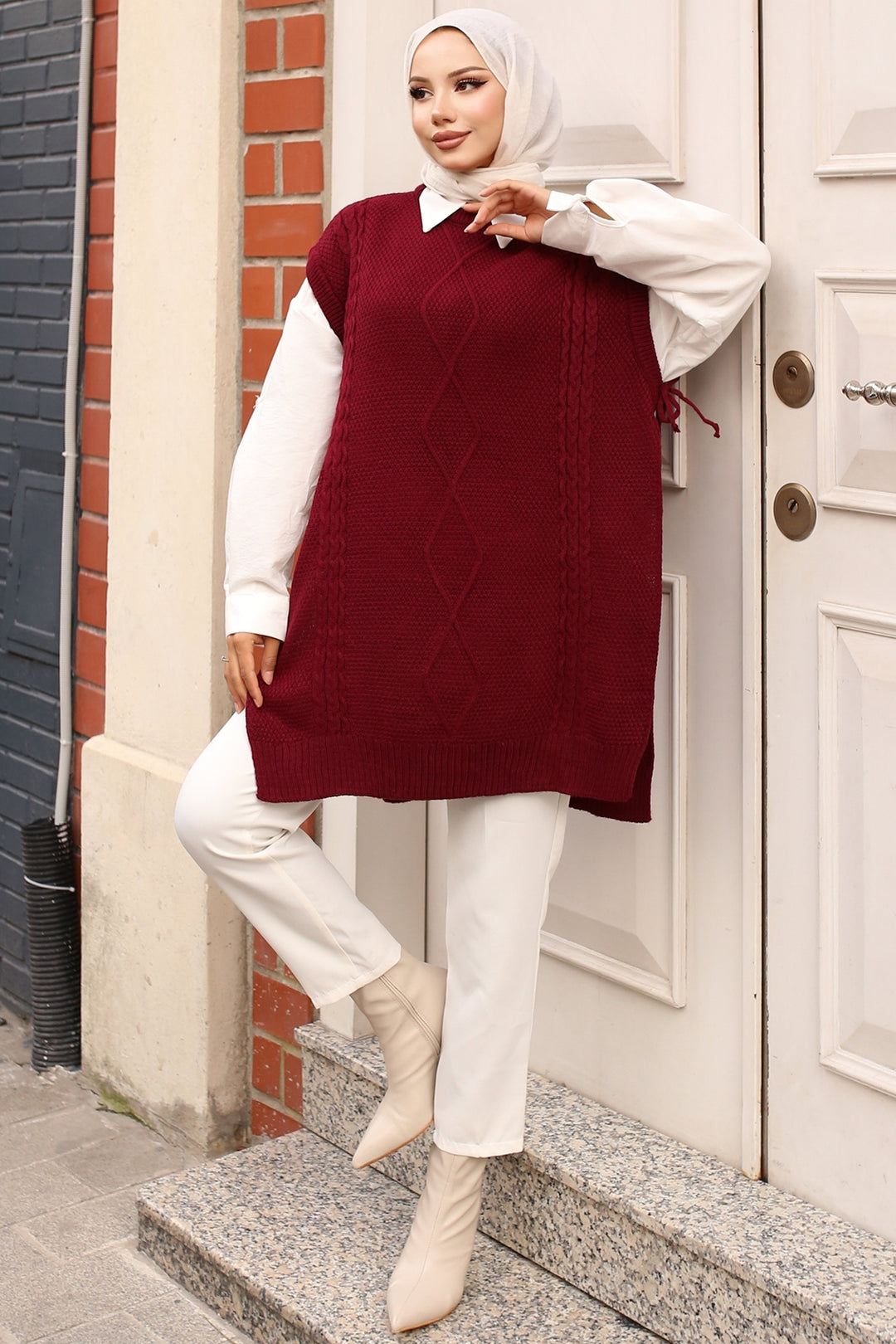 BNG Women Burgundy Sweater with Cable Knit Motif on the Sides - Clermont