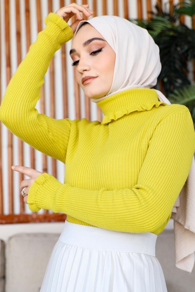 BNG Women Frilly Detailed Turtleneck Sweater Yellow - Clermont
