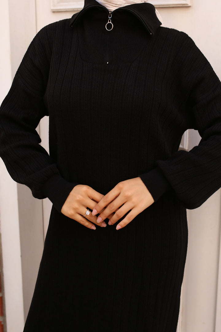 BNG Women - Ribbed Knit Dress with Zipper on the Back Black - Clermont